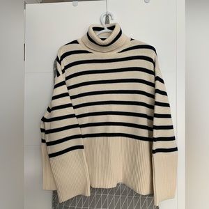 Gap Striped Turtleneck Sweater Size XS